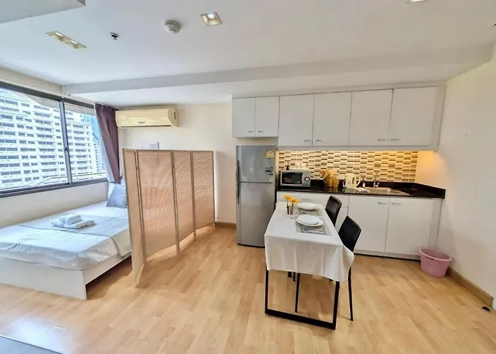 City Center Nana 4-Guest Suite 100M Nana Bts