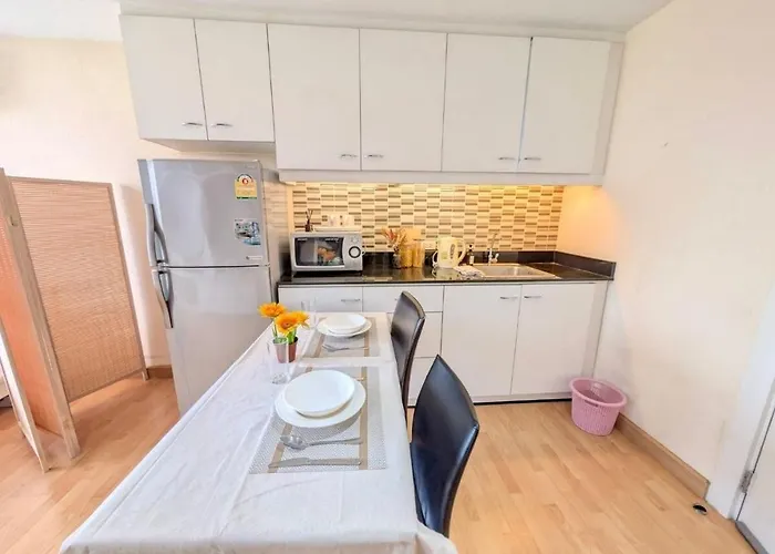 City Center Nana 4-Guest Suite 100M Nana Bts